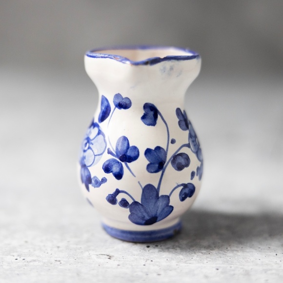 Vintage miniature mini Italy blue white floral pitcher creamer pottery pls read - Picture 6 of 9